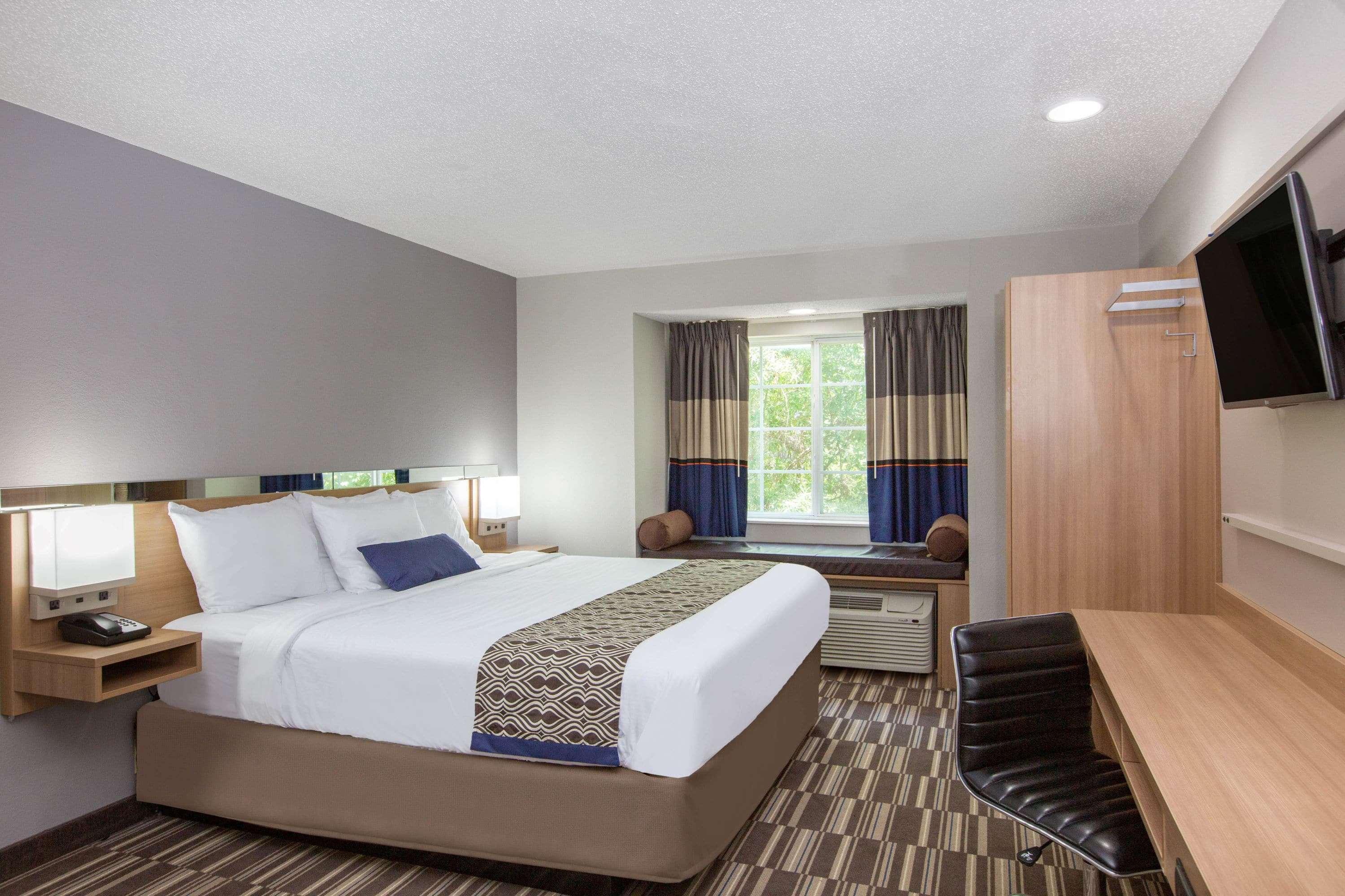 Microtel Inn & Suites By Wyndham Augusta/Riverwatch Exterior photo