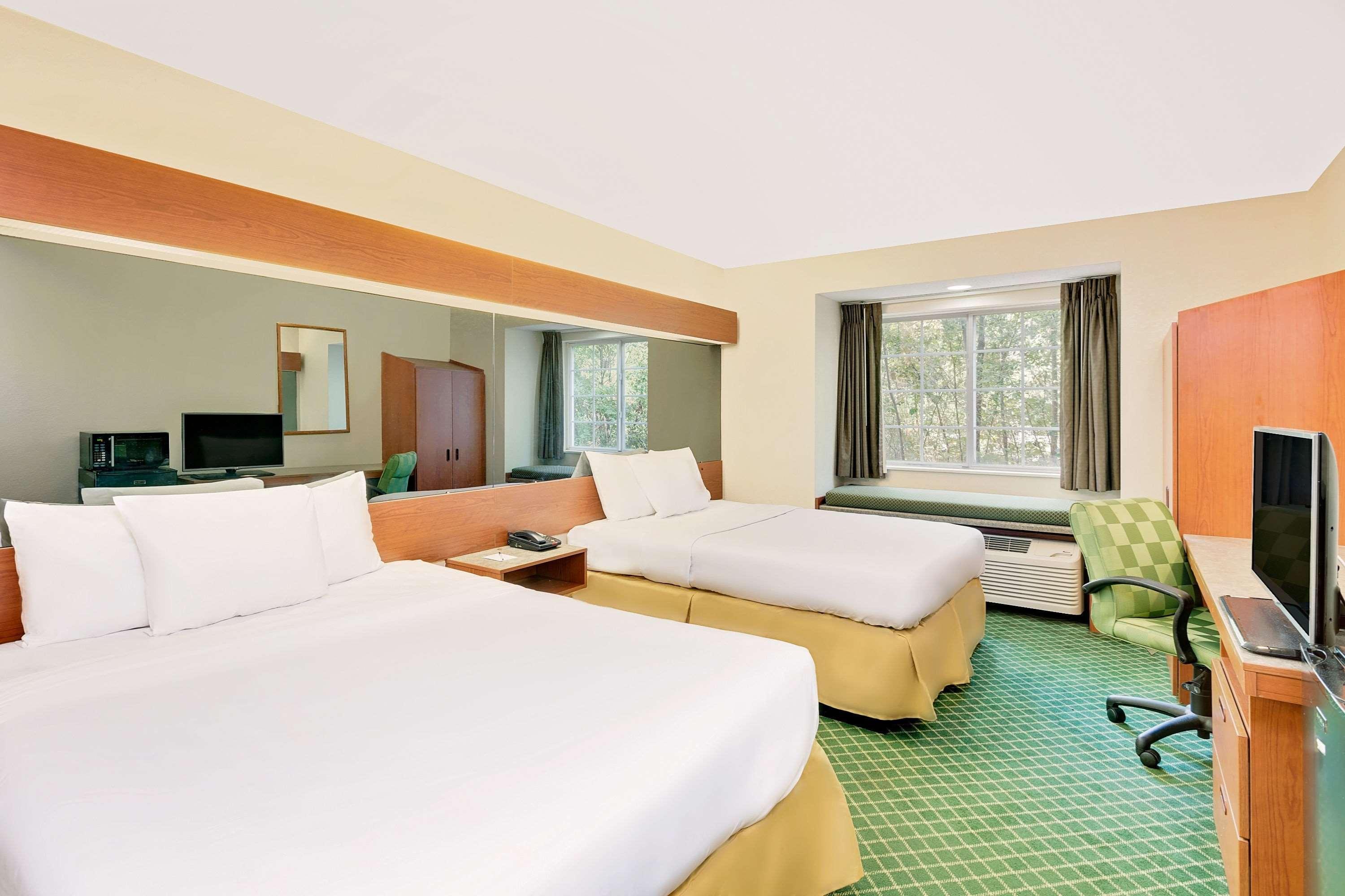 Microtel Inn & Suites By Wyndham Augusta/Riverwatch Exterior photo