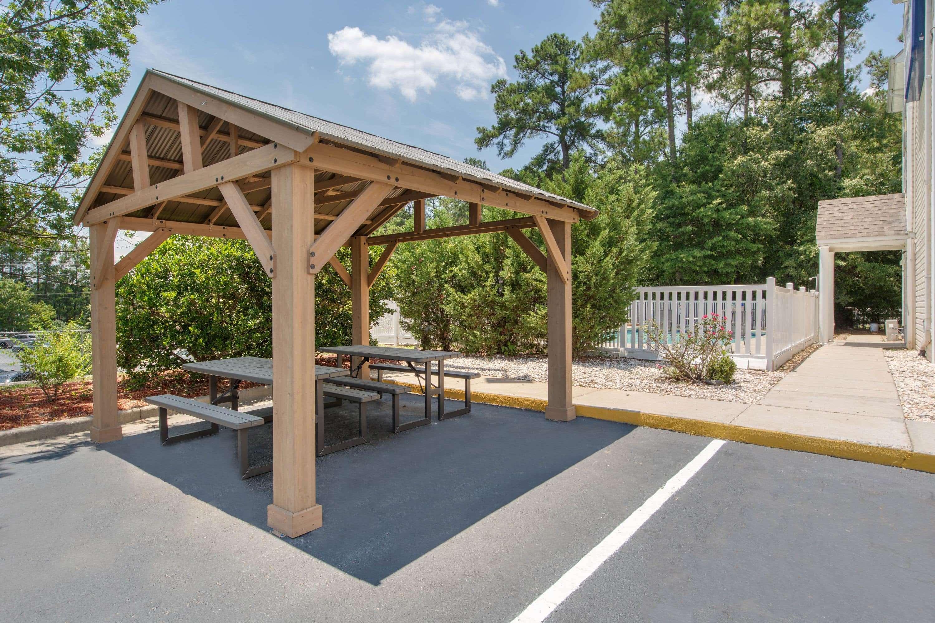 Microtel Inn & Suites By Wyndham Augusta/Riverwatch Exterior photo