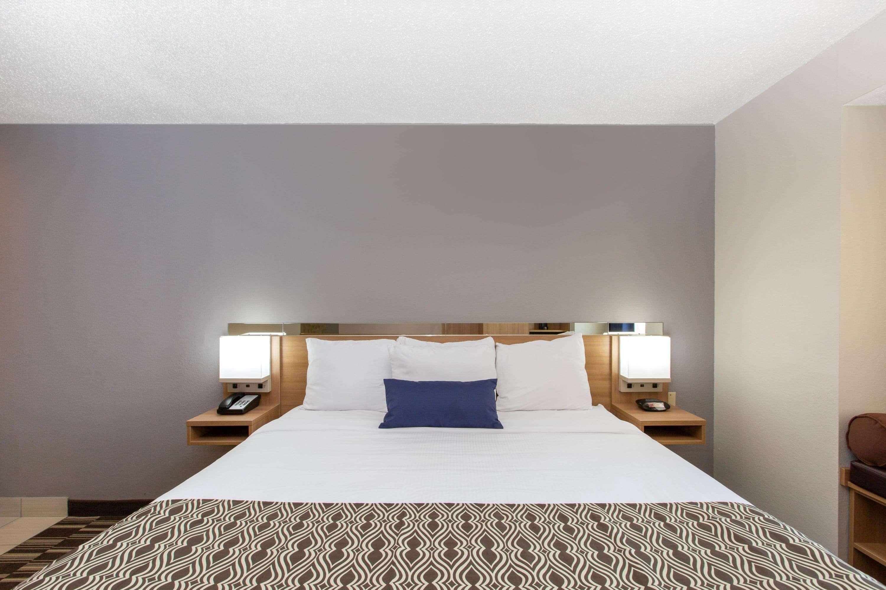 Microtel Inn & Suites By Wyndham Augusta/Riverwatch Exterior photo